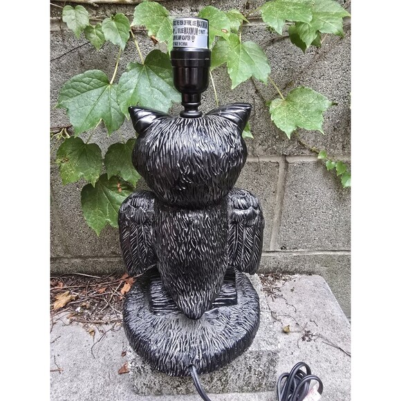Black Owl Resin Table Lamp 14" Tall 7.5" Diameter Base - Picture 3 of 6